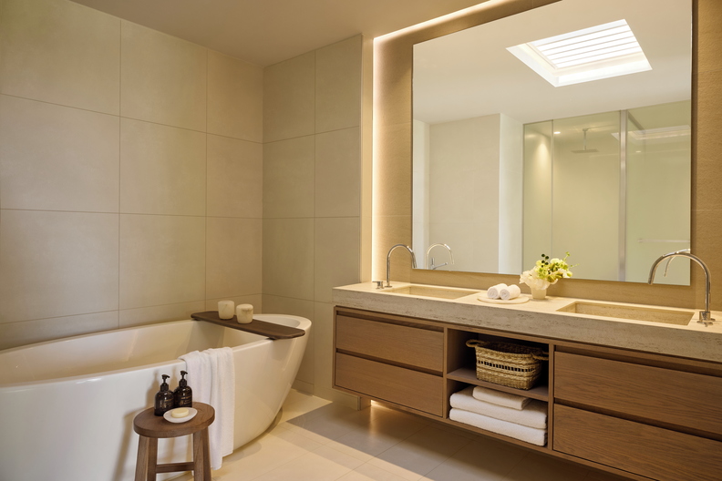 Tiara Holidays - Sani Club - two bedroom private garden sea view bathroom